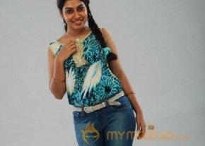 THAVANI KAATRU TAMIL MOVIE PICTURES photo 13