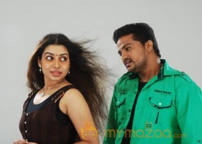 THAVANI KAATRU TAMIL MOVIE PICTURES photo 32