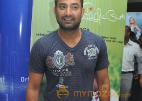 Theriyama Unna Kadhalichiten Audio Launch  photo 7