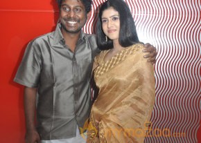 Theriyama Unna Kadhalichiten Audio Launch  photo 18