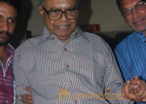 Thillu Mullu Premier Show Photo Gallery  photo 2