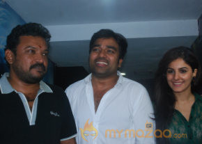 Thillu Mullu Premier Show Photo Gallery  photo 19