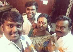 TN Election Celebrity Voting Pics  photo 55