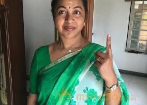 TN Election Celebrity Voting Pics  photo 60