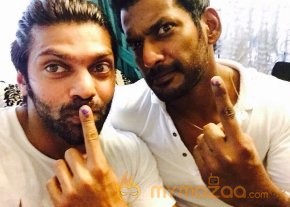 TN Election Celebrity Voting Pics  photo 6