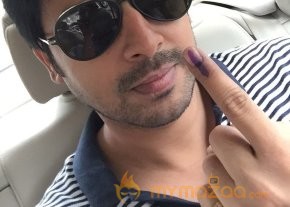 TN Election Celebrity Voting Pics  photo 21