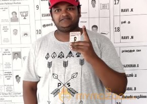 TN Election Celebrity Voting Pics  photo 31