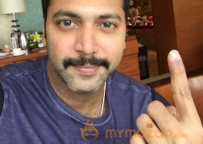 TN Election Celebrity Voting Pics  photo 36