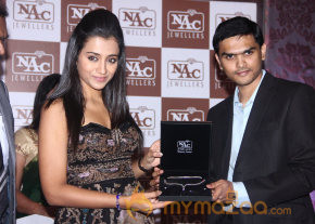Trisha At NAC Jewellers Press Conference & Fashion Show  photo 31