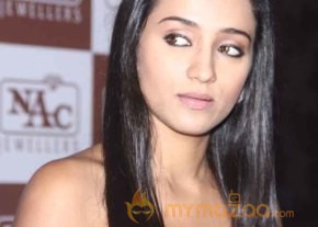 Trisha At NAC Jewellers Press Conference & Fashion Show  photo 32