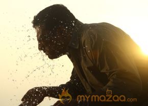Un Samayal Arayil Movie Latest Stills photo 4