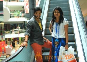 Un Samayal Arayil Movie Latest Stills photo 35
