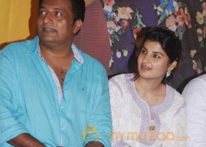 Un Samiyal Araiyil Movie Press Meet Photos photo 15