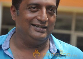 Un Samiyal Araiyil Movie Press Meet Photos photo 6