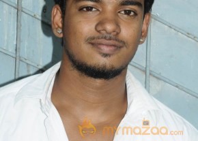 Uyire Unnai Nesithen Movie Launch Stills photo 16