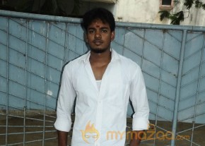 Uyire Unnai Nesithen Movie Launch Stills photo 19