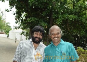 Uyire Unnai Nesithen Movie Launch Stills photo 47