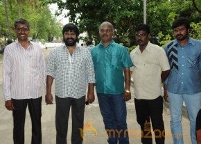 Uyire Unnai Nesithen Movie Launch Stills photo 42