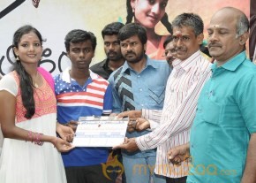 Uyire Unnai Nesithen Movie Launch Stills photo 34