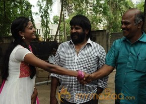 Uyire Unnai Nesithen Movie Launch Stills photo 22