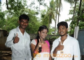 Uyire Unnai Nesithen Movie Launch Stills photo 27
