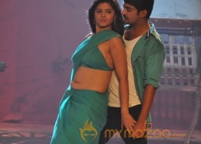 Uyirukku Uyiraga Movie Actress Hot Stills photo 5