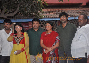 Uyirukku Uyiraga Movie Onlocation Stills  photo 27
