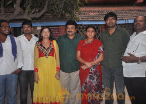 Uyirukku Uyiraga Movie Onlocation Stills  photo 34