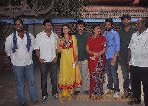 Uyirukku Uyiraga Movie Onlocation Stills  photo 31