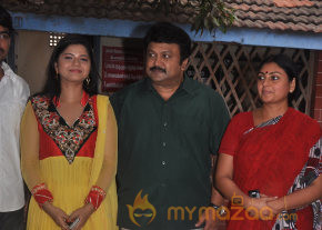 Uyirukku Uyiraga Movie Onlocation Stills  photo 17