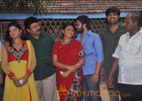 Uyirukku Uyiraga Movie Onlocation Stills  photo 16