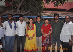 Uyirukku Uyiraga Movie Onlocation Stills  photo 3