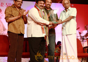 V4 Entertainers Film Awards 2013 photo 21