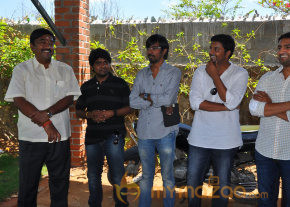 Vaalibaraja Movie Launch  photo 11