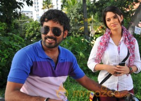 Vaarayo Vennilave Movie Latest Photos photo 4