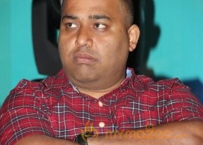 Vaayai Moodi Pesavum Movie Audio launch photo 82
