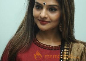 Vaayai Moodi Pesavum Movie Press Meet photo 20