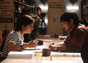 Vallinam Movie Latest Photos photo 4