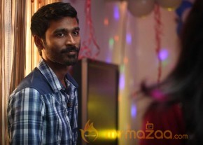Velai Illa Pattadhari Movie Stills photo 17