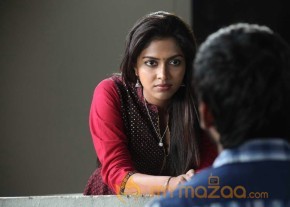 Velai Illa Pattadhari Movie Stills photo 22