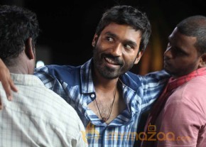 Velai Illa Pattadhari Movie Stills
