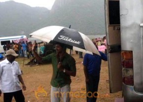Vijay Velayutham  Location Stills photo 6