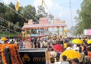 Vijay Velayutham  Location Stills photo 2