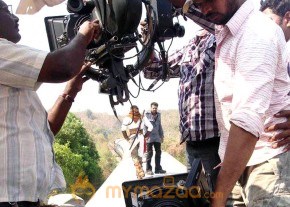 Vijay Velayutham  Location Stills photo 5