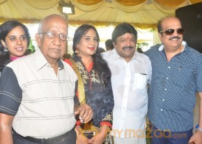 Vikram Prabhu New Movie Launch Stills photo 32