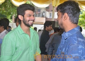 Vikram Prabhu New Movie Launch Stills photo 42