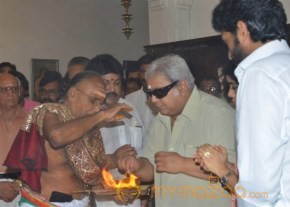 Vikram Prabhu New Movie Launch Stills photo 5