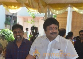 Vikram Prabhu New Movie Launch Stills photo 10