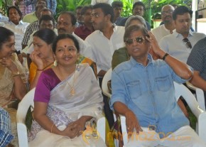 Vikram Prabhu New Movie Launch Stills photo 12