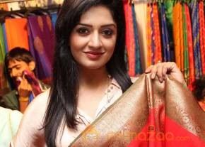 Vimala Raman At Trendz Life Style Expo2014 photo 50